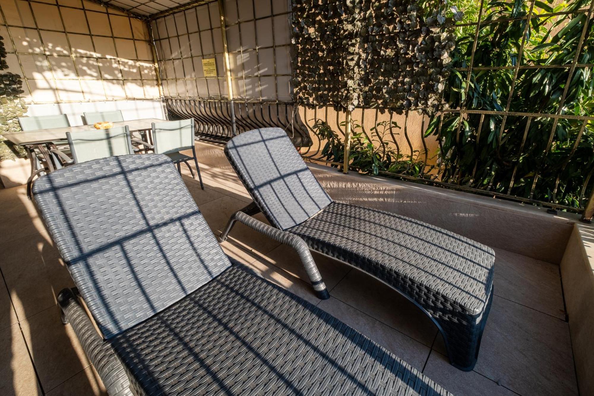 Roman Thermae 2Bdrm Sunny Apartment Варна Екстер'єр фото