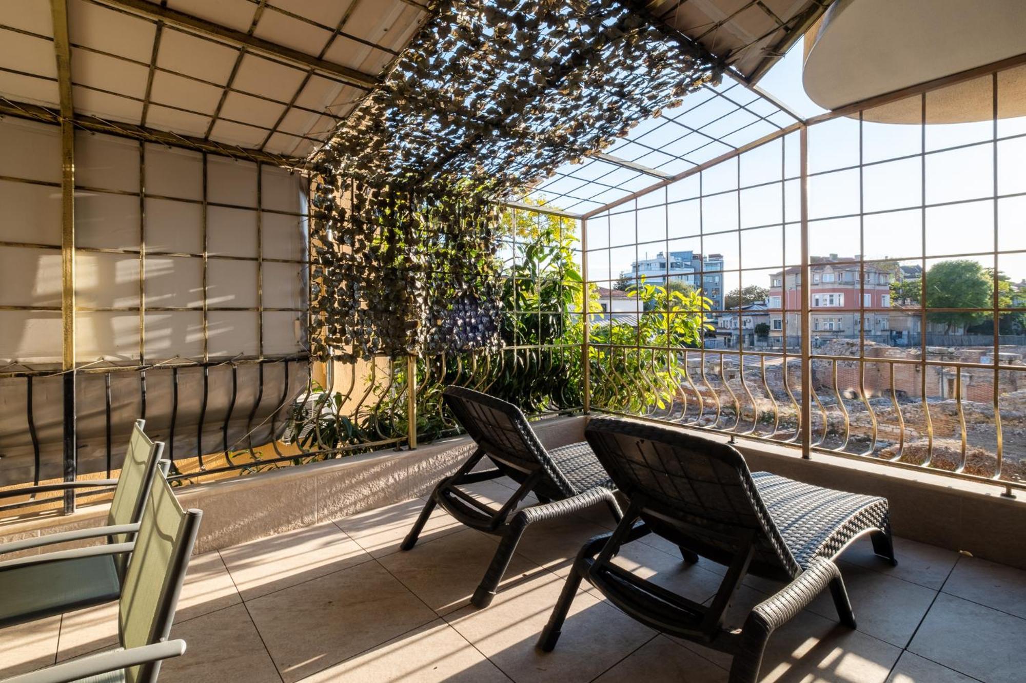 Roman Thermae 2Bdrm Sunny Apartment Варна Екстер'єр фото