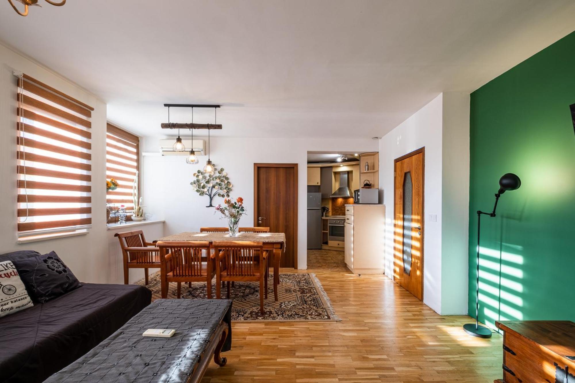 Roman Thermae 2Bdrm Sunny Apartment Варна Екстер'єр фото