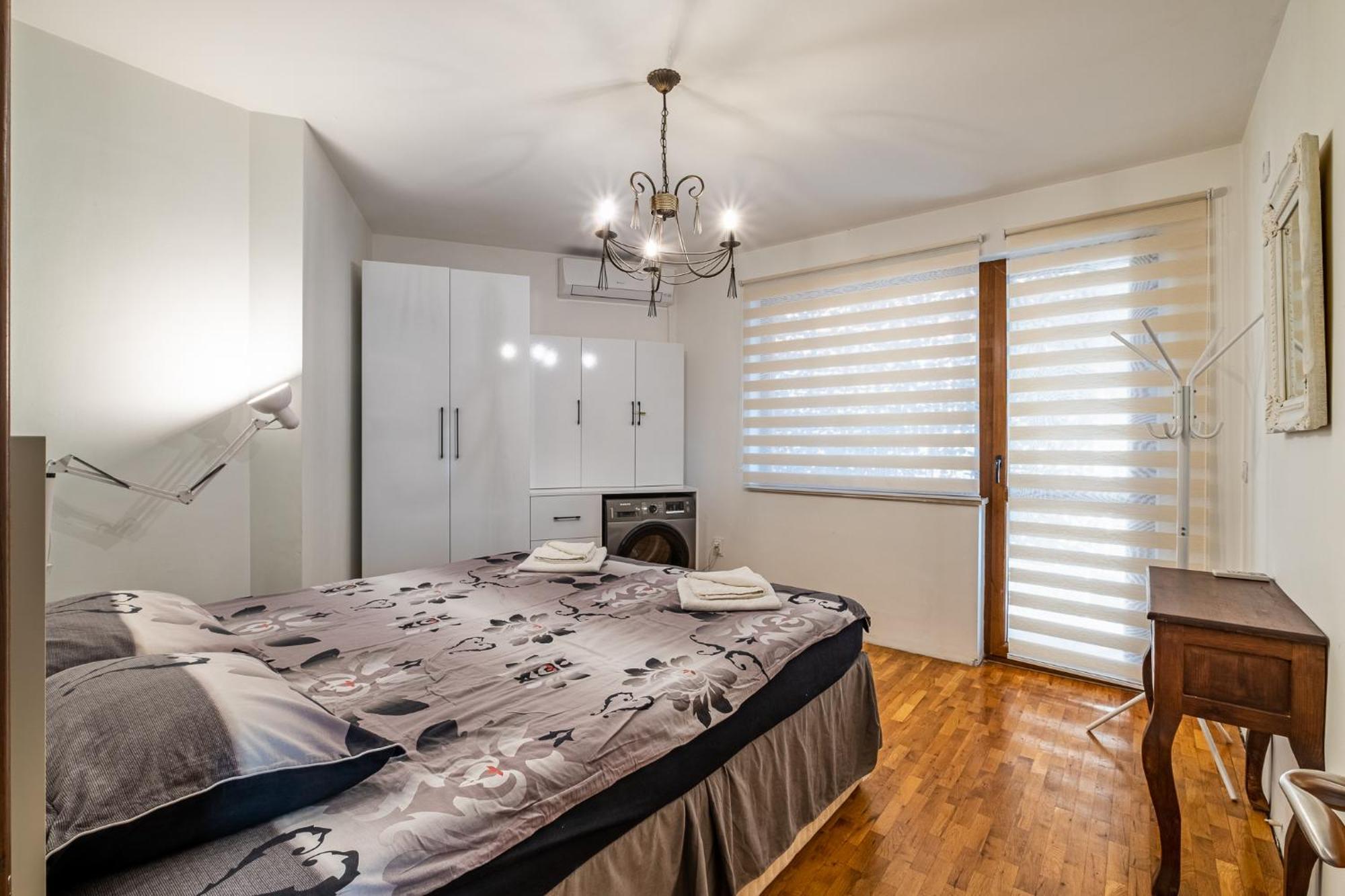 Roman Thermae 2Bdrm Sunny Apartment Варна Екстер'єр фото