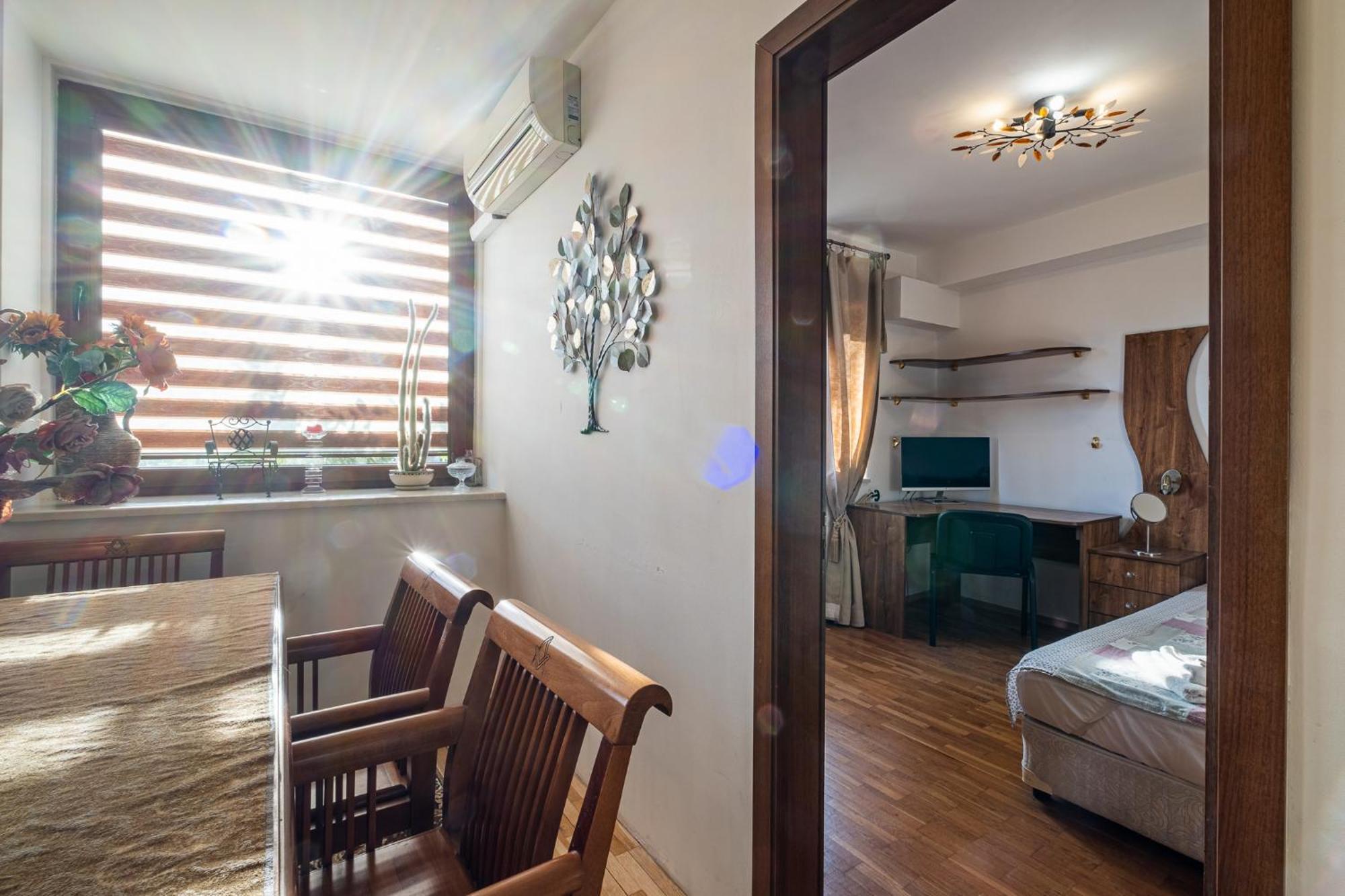 Roman Thermae 2Bdrm Sunny Apartment Варна Екстер'єр фото