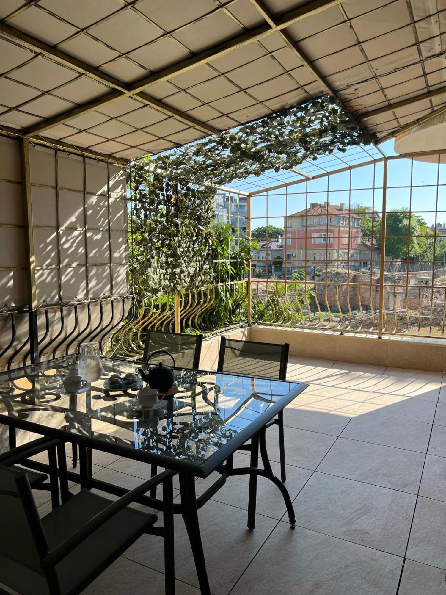 Roman Thermae 2Bdrm Sunny Apartment Варна Екстер'єр фото